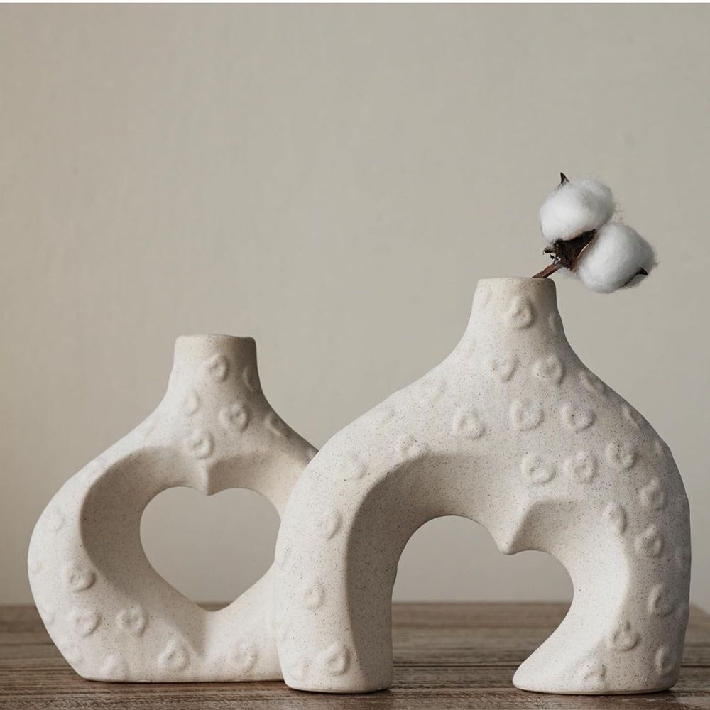 Vases Heart Shaped Hollow Ceramic Vase Set of 2, Nordic Modern Minimalist OW